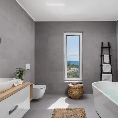 Amata * Mošćenička Draga